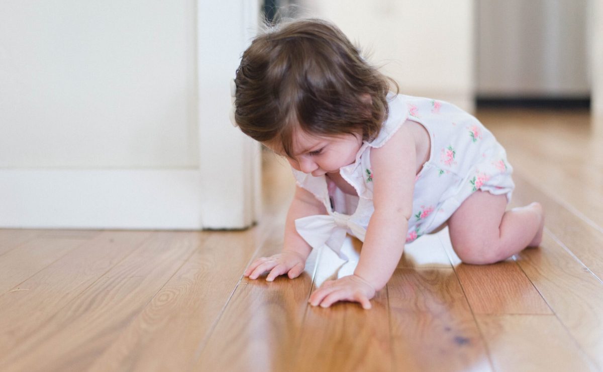 baby-crawling-on-floor